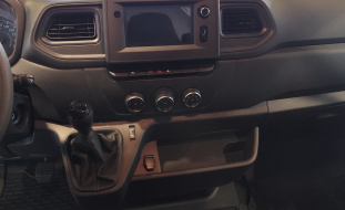 Nissan Interstar