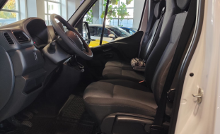 Nissan Interstar